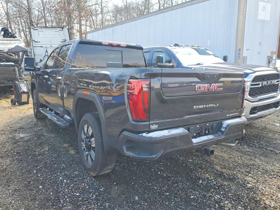 2025 GMC Sierra K2500 Denali