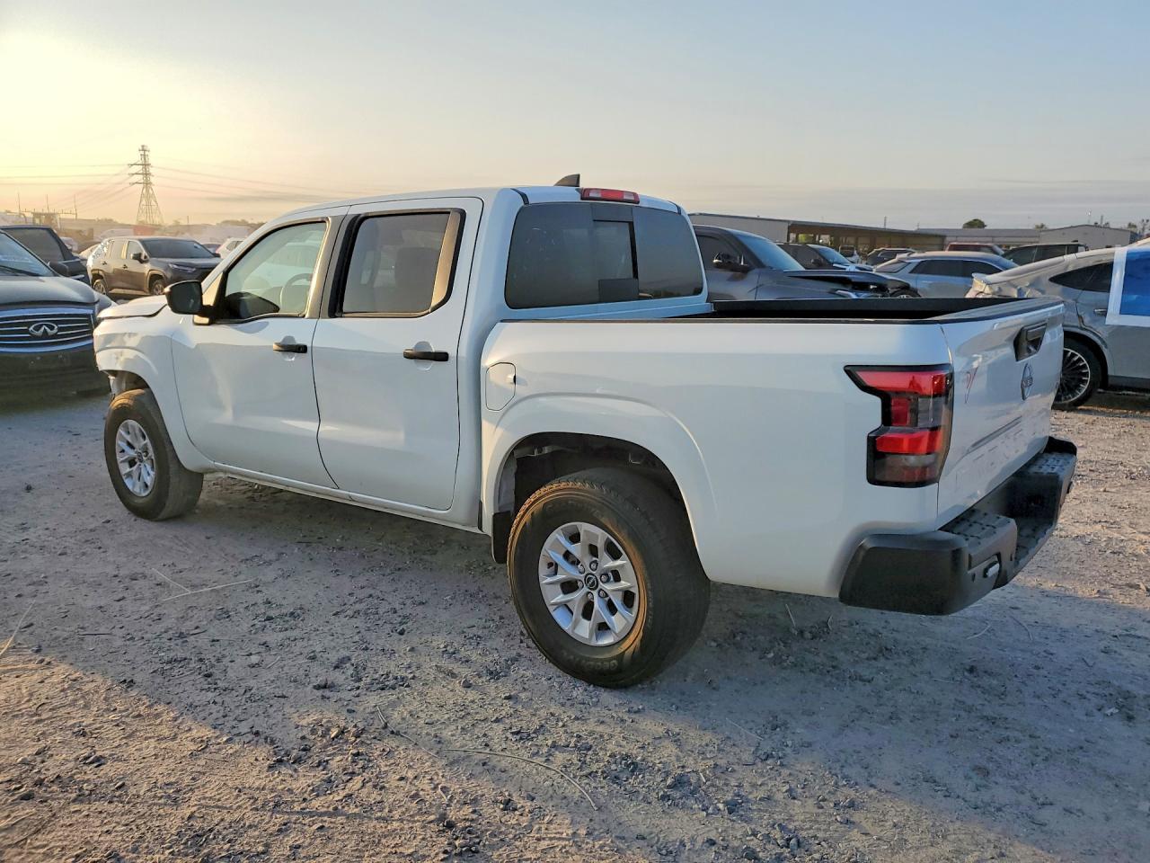 2025 Nissan Frontier S