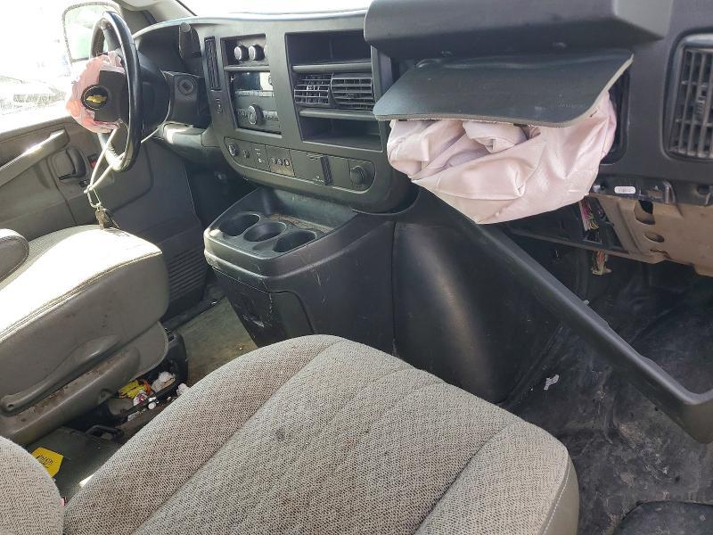 2021 Chev Express G3500