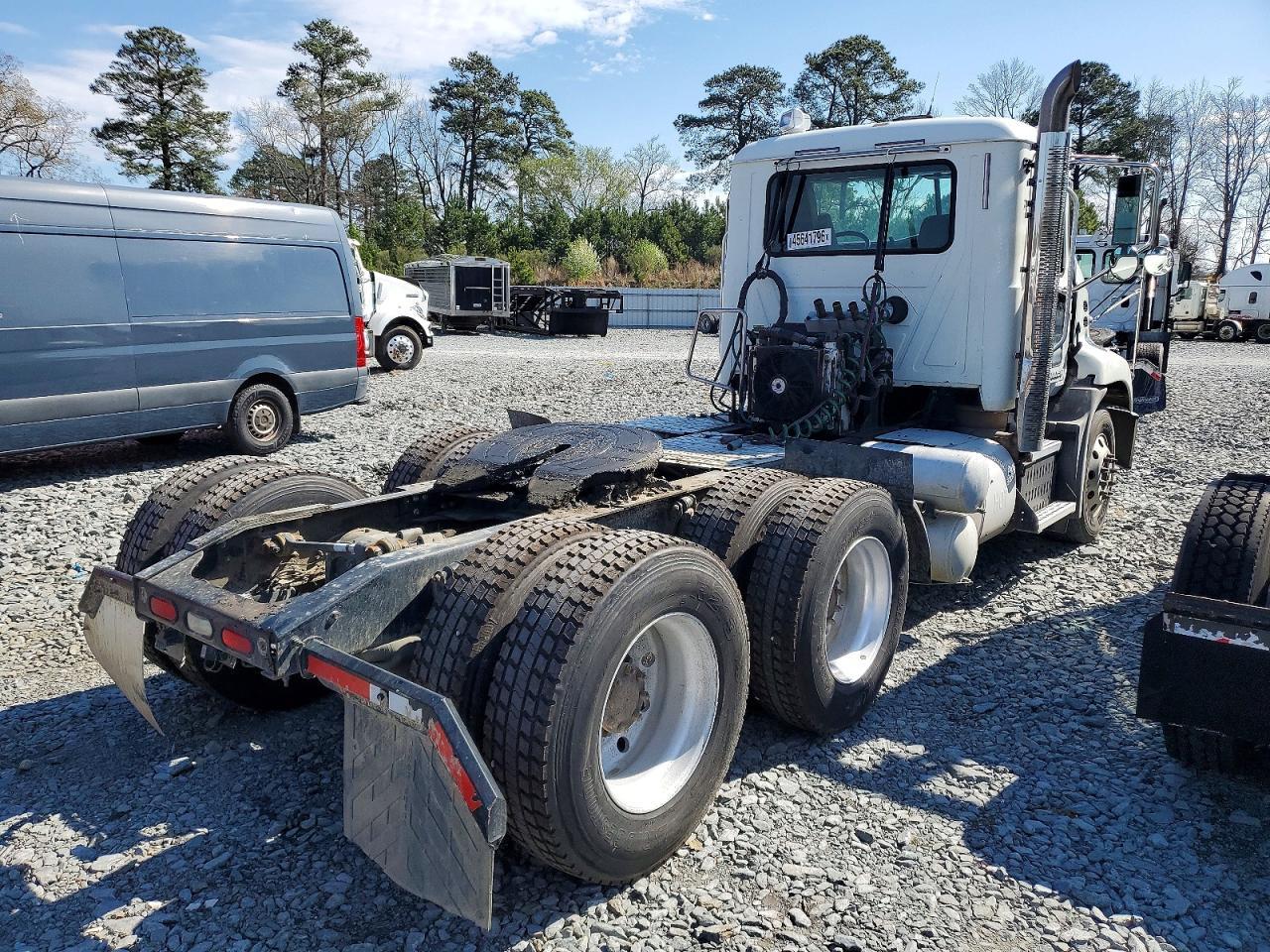 2015 Mack CXU613 Semi Truck