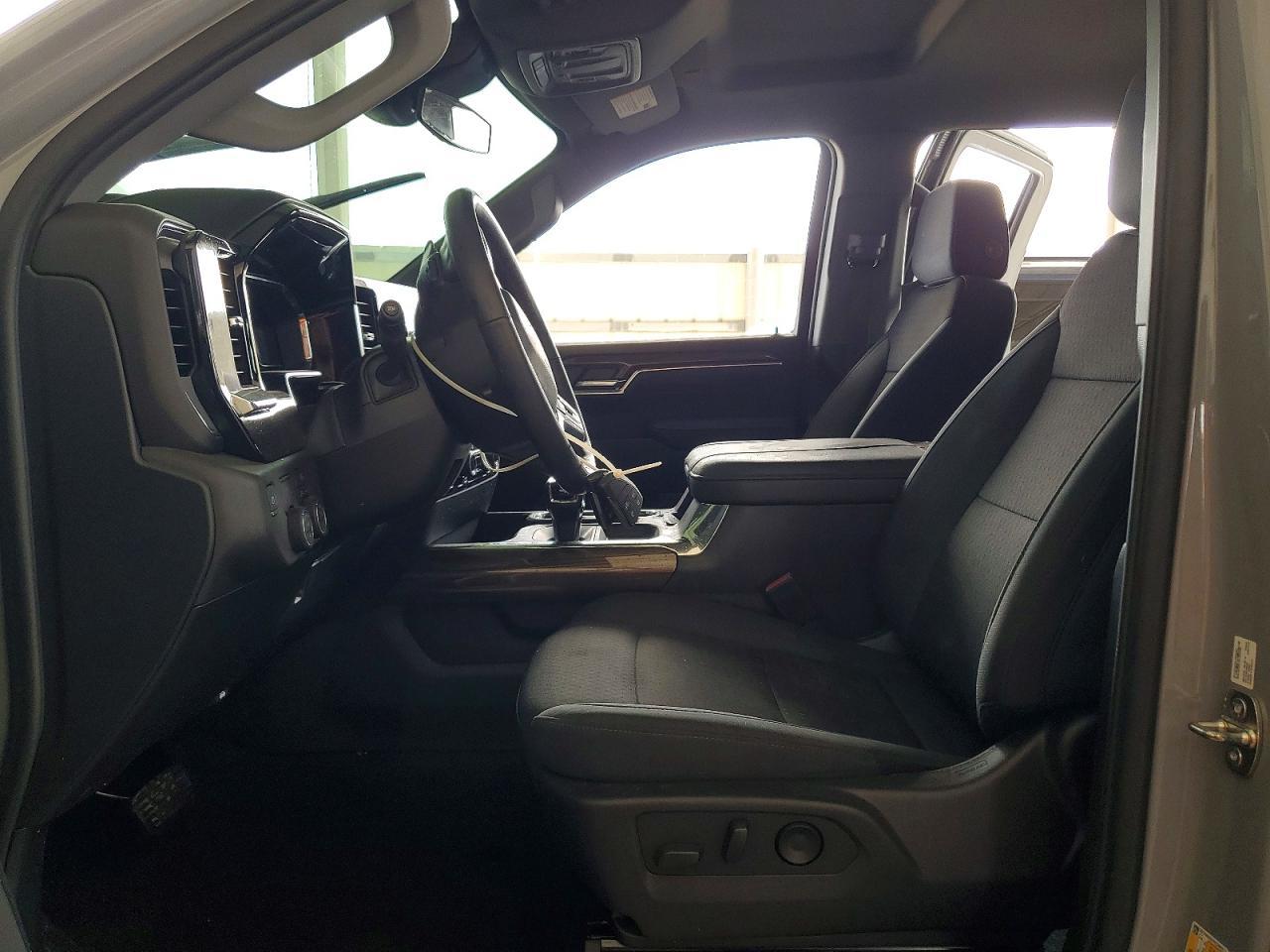 2024 Chevrolet Silverado C1500 RST