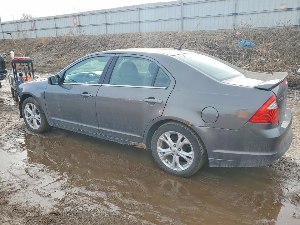2012 Ford Fusion se