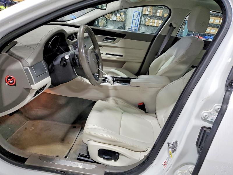 2016 Jaguar Xf Premium