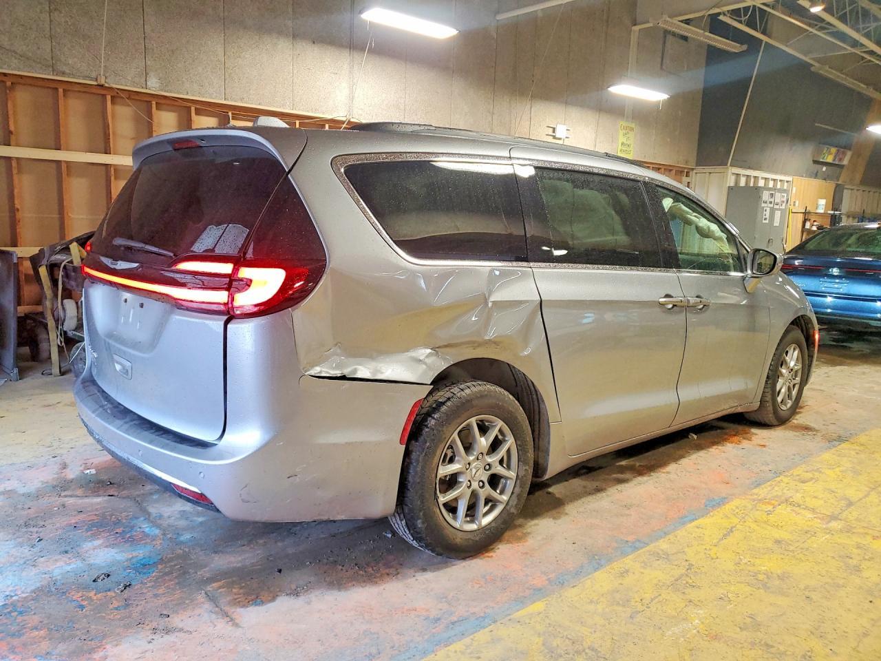 2021 Chrysler Pacifica Touring