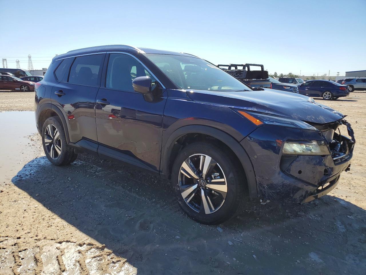 2026 Nissan Rogue sl
