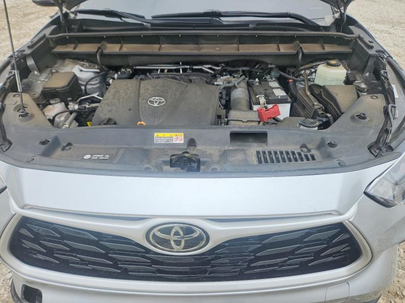 2022 Toyota Highlander l