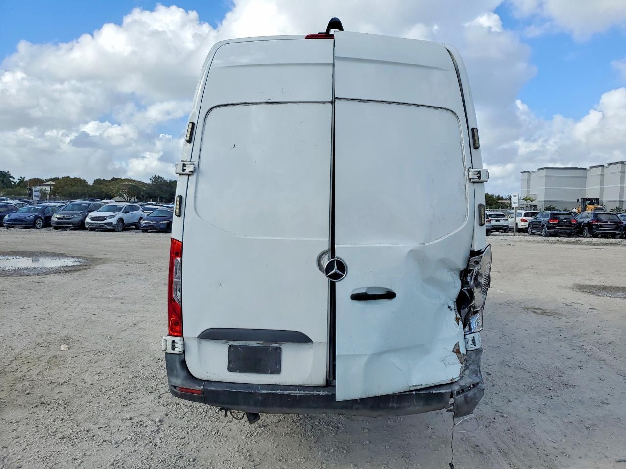 2019 Mercedes-Benz Sprinter 2500