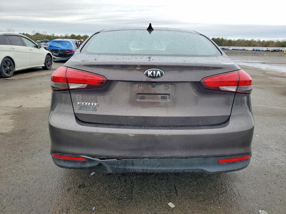 2017 KIA Forte lx