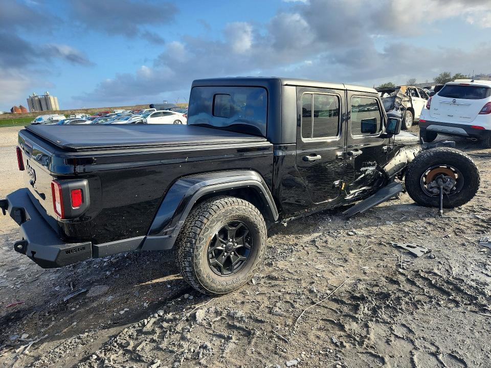 2022 Jeep Gladiator Sport