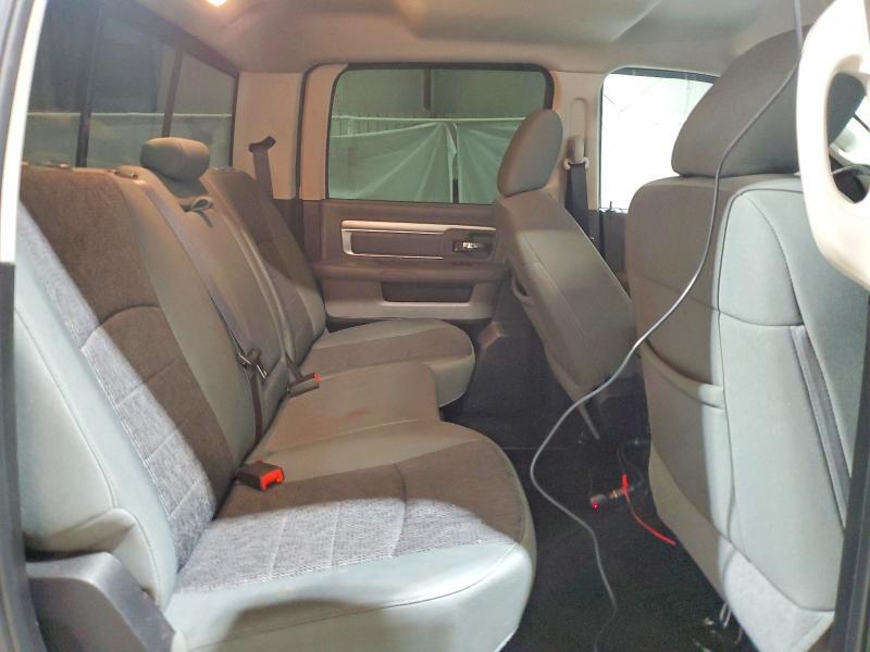 2015 Dodge Ram 1500 slt