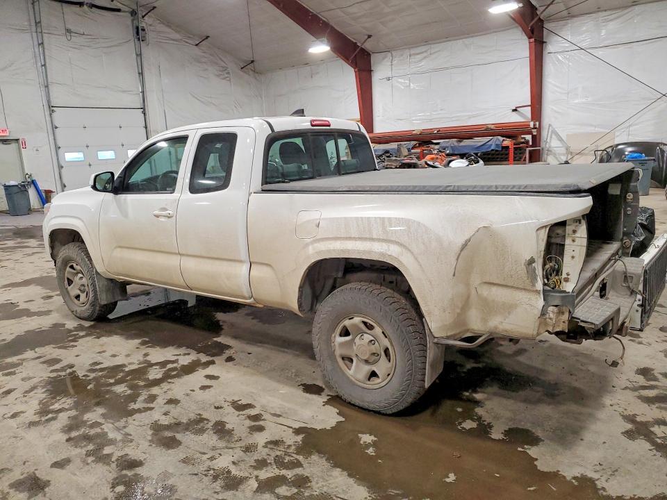 2016 Toyota Tacoma SR