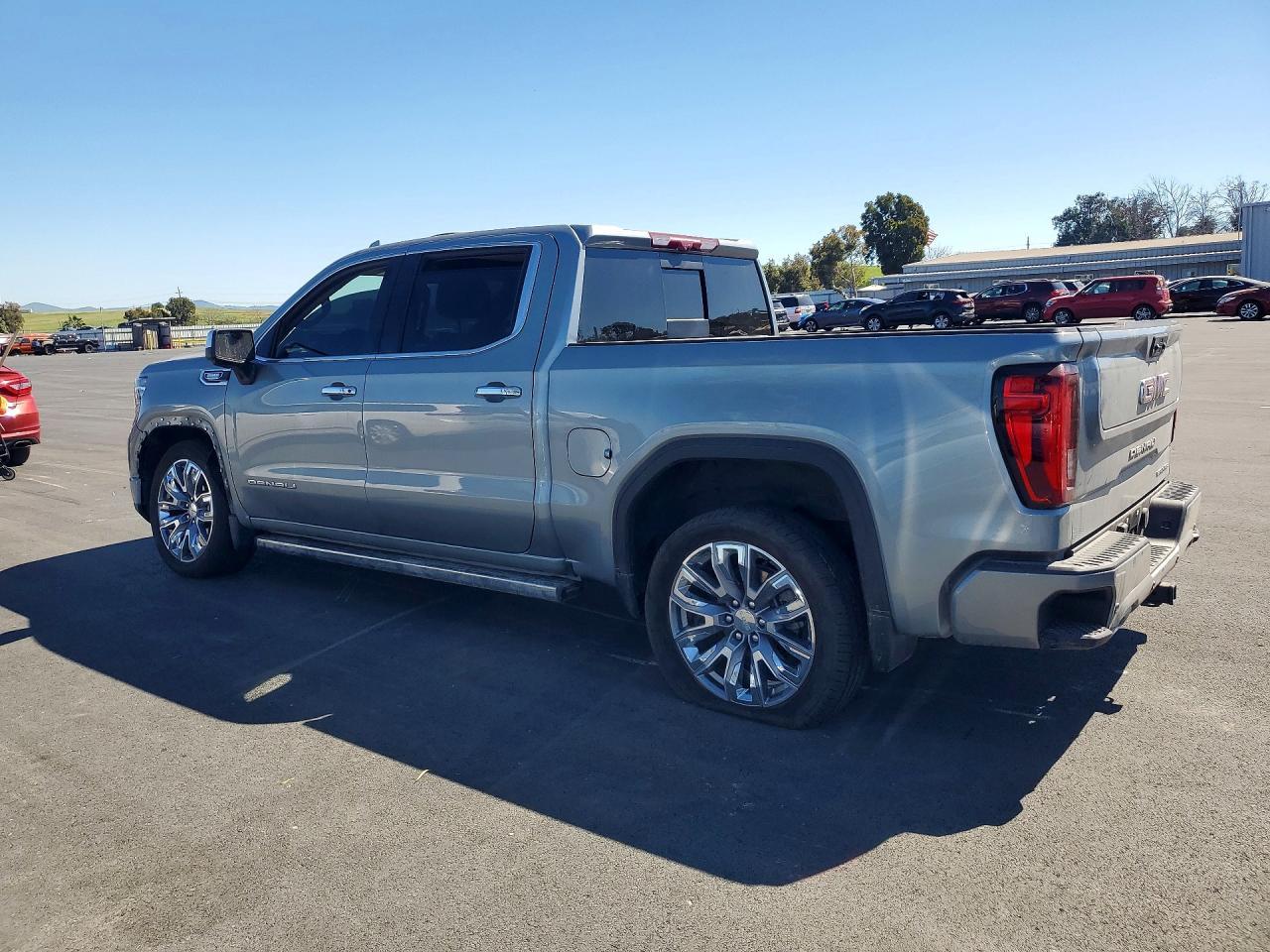2025 GMC Sierra K1500 Denali