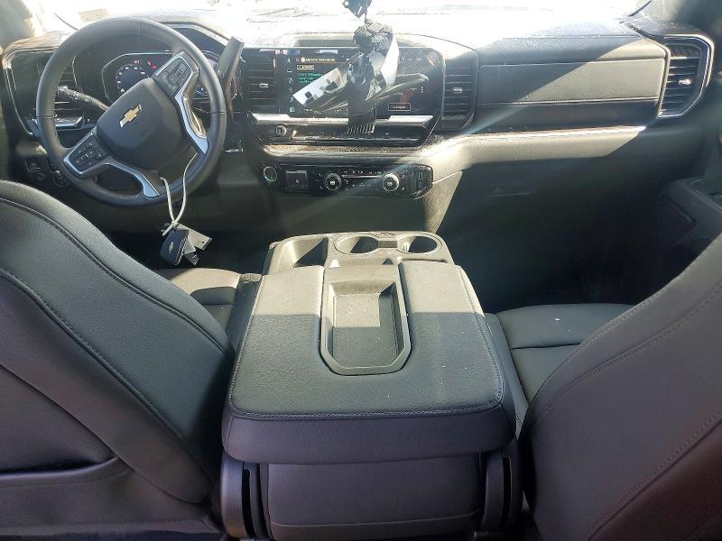 2025 Chevrolet Silverado K1500 LT