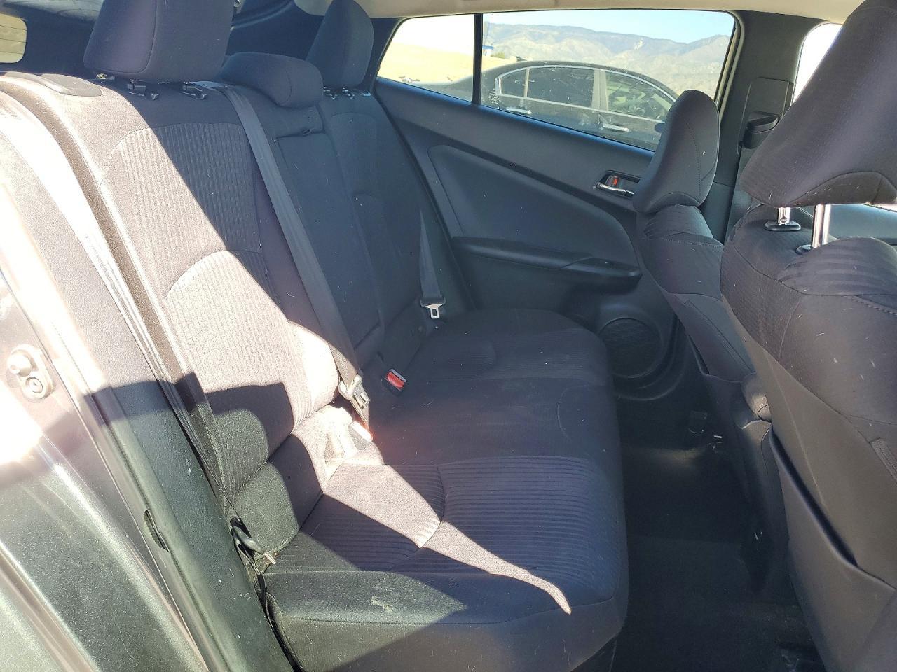 2016 Toyota Prius two