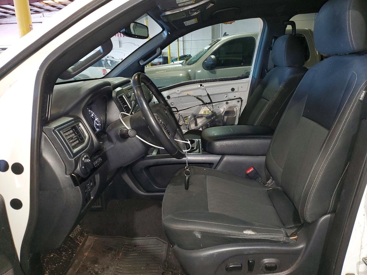 2019 Nissan Titan SV