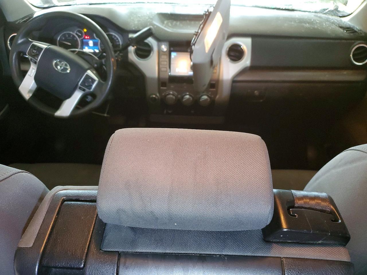 2016 Toyota Tundra SR5
