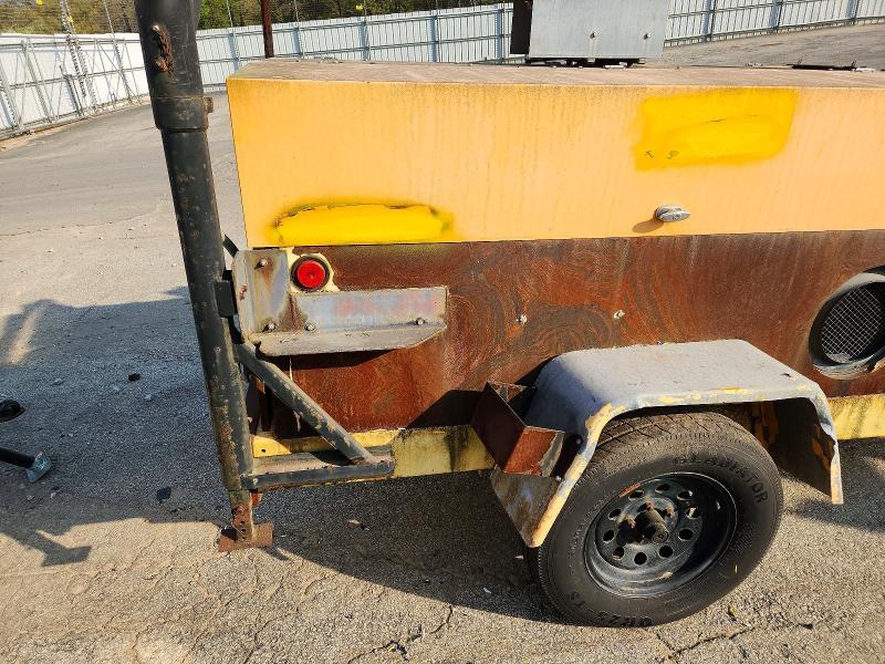 1998 Team Fenex 1997 Team Fenex F-101-KP Manhole Support Trailer
