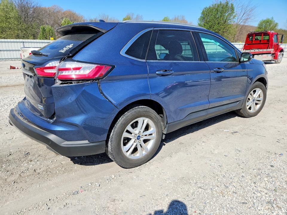2019 Ford Edge sel