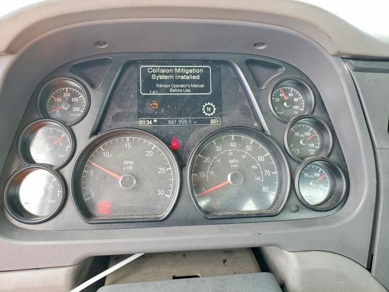 2016 Peterbilt 579 Semi Truck