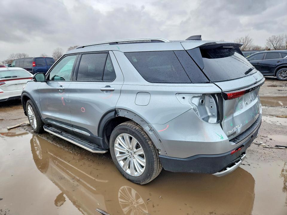 2025 Ford Explorer Platinum
