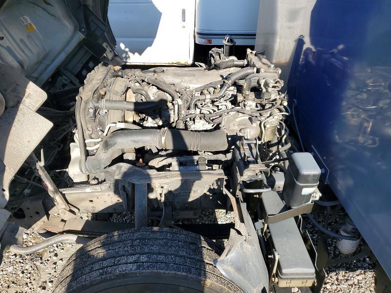 2020 Isuzu NRR BOX Truck