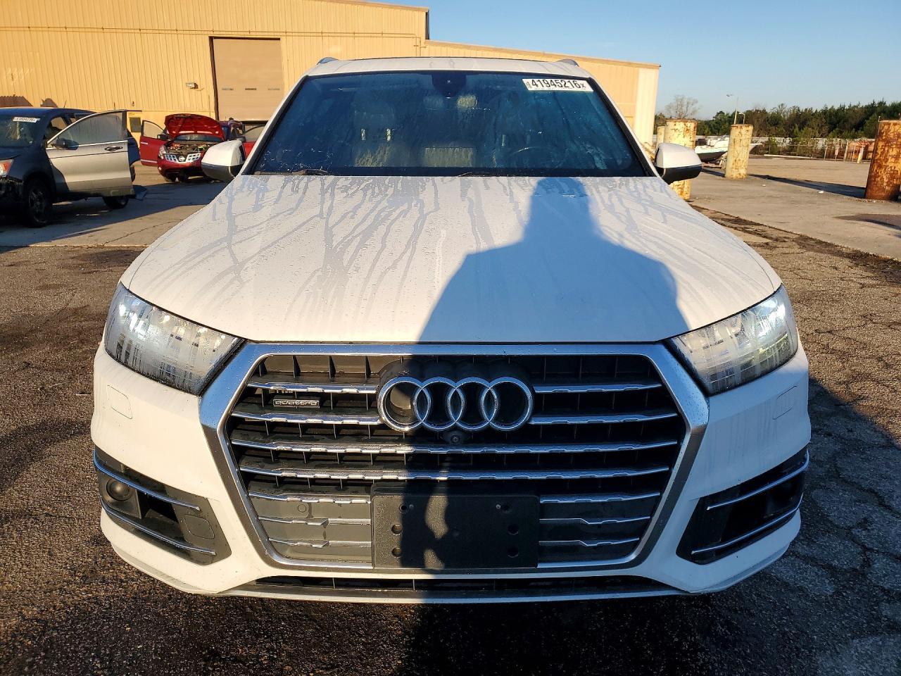 2018 Audi Q7 Premium Plus