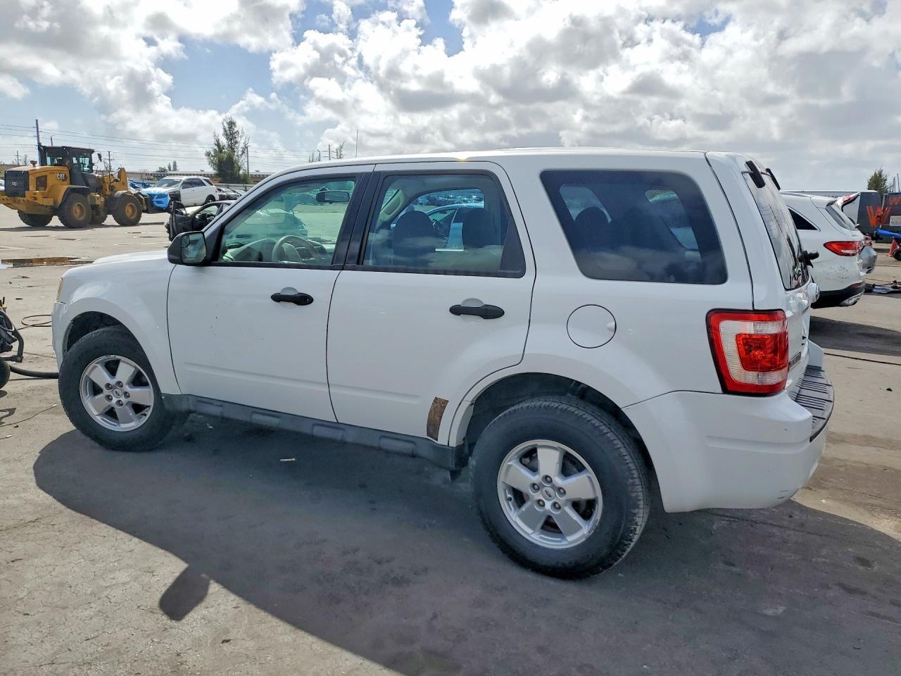 2010 Ford Escape xls