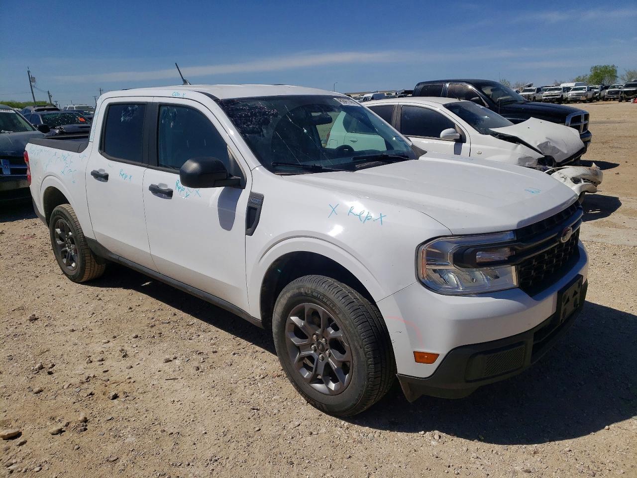 2022 Ford Maverick XL