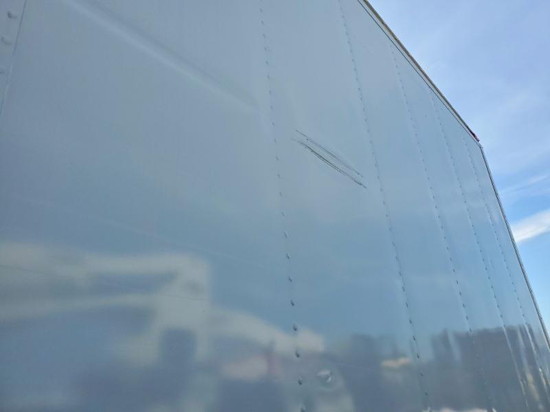 2014 Peterbilt 220 Refrigerated BOX Truck