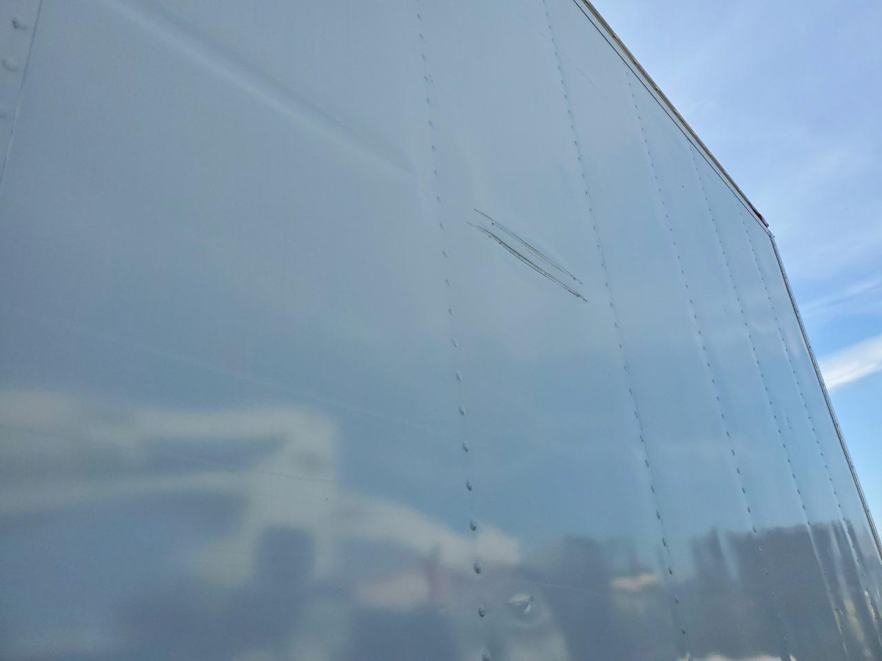 2014 Peterbilt 220 Refrigerated BOX Truck