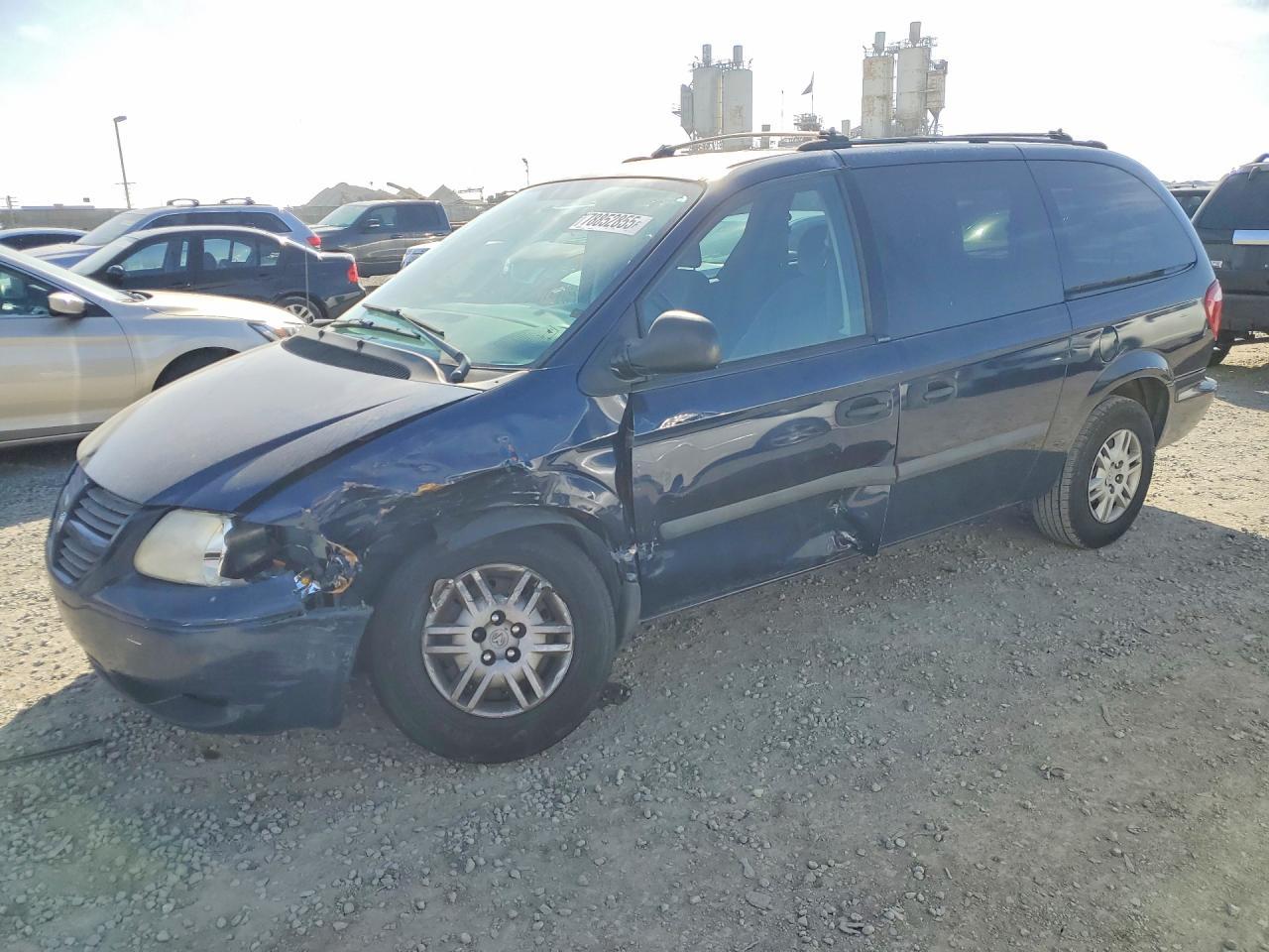 2005 Dodg Caravan se