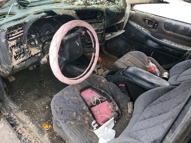 2001 Chevrolet S Truck S10