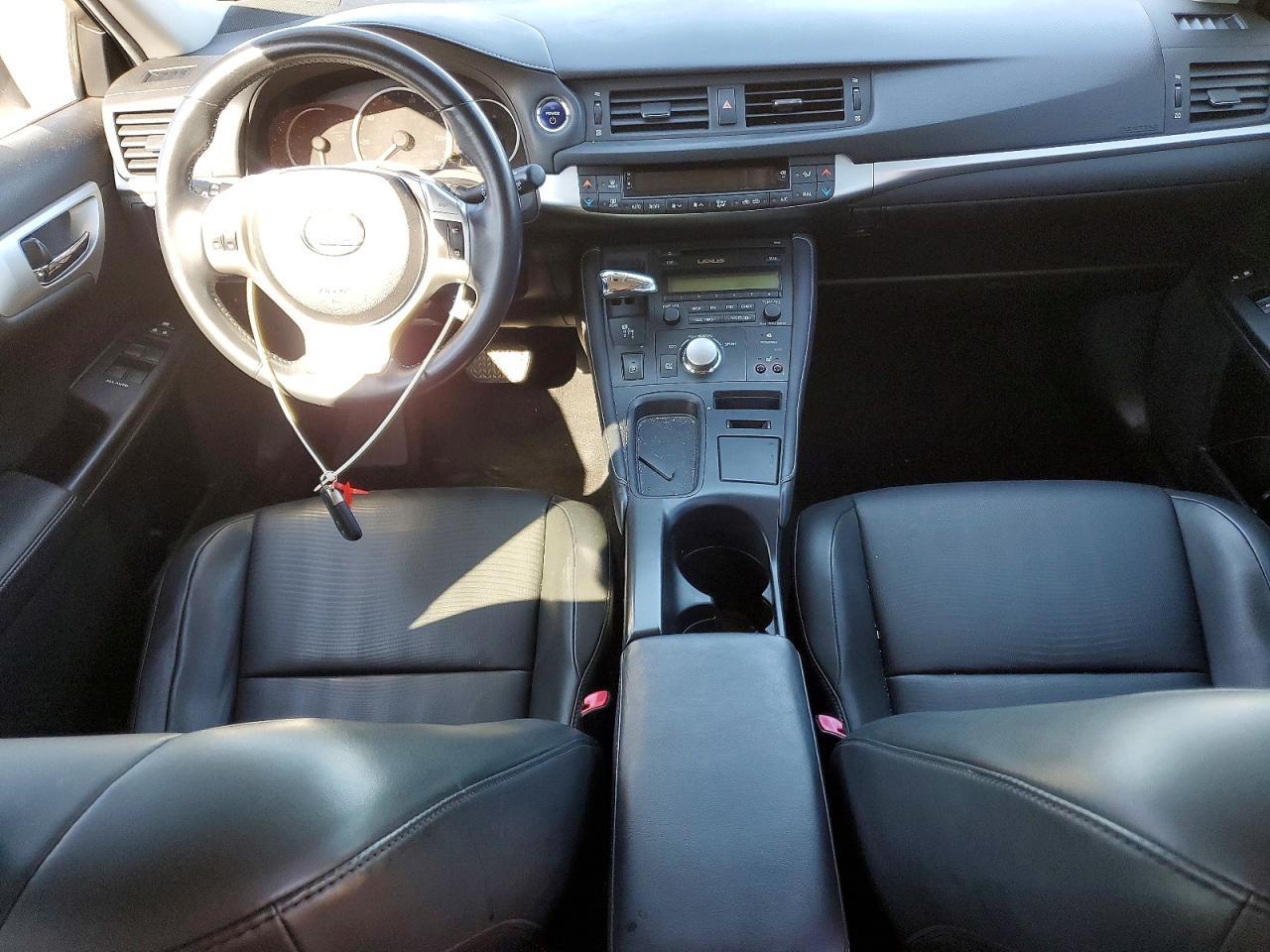 2011 Lexs Ct200h