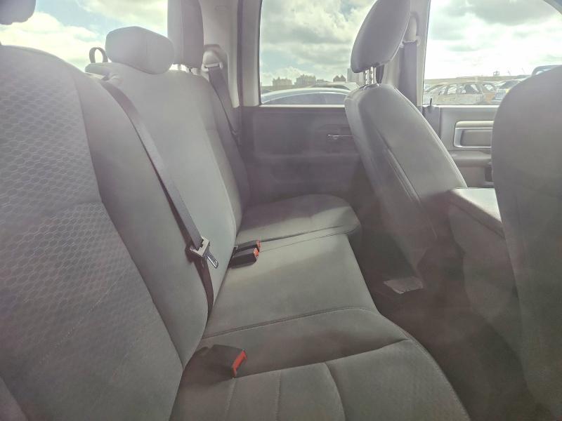 2015 Dodge Ram 1500 slt