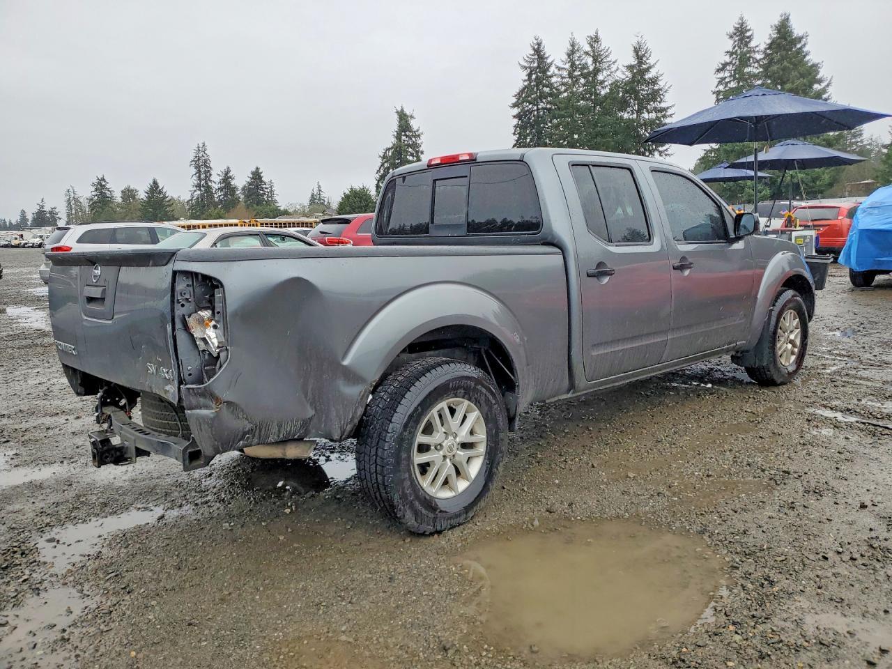 2016 Nissan Frontier SV