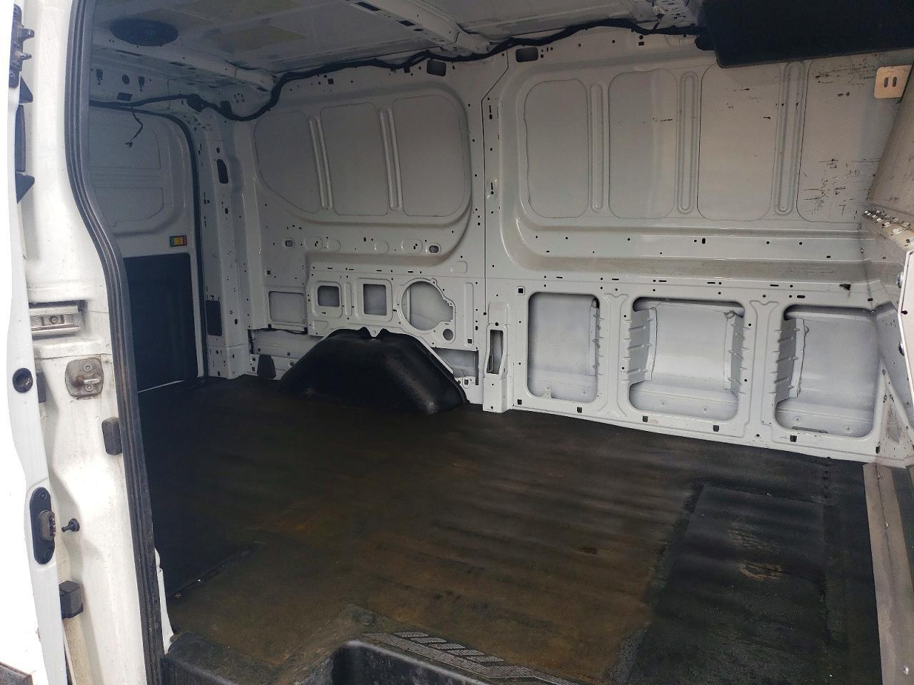 2021 Ford Transit T-150
