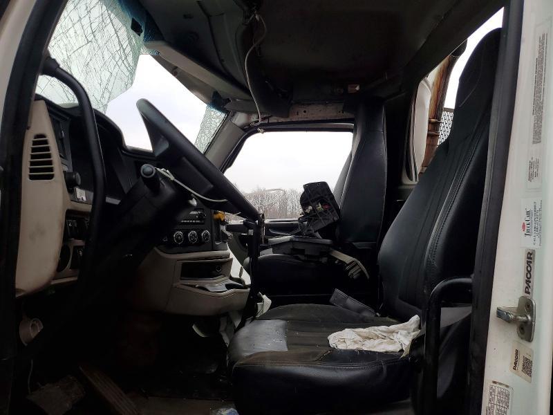 2025 Peterbilt 567
