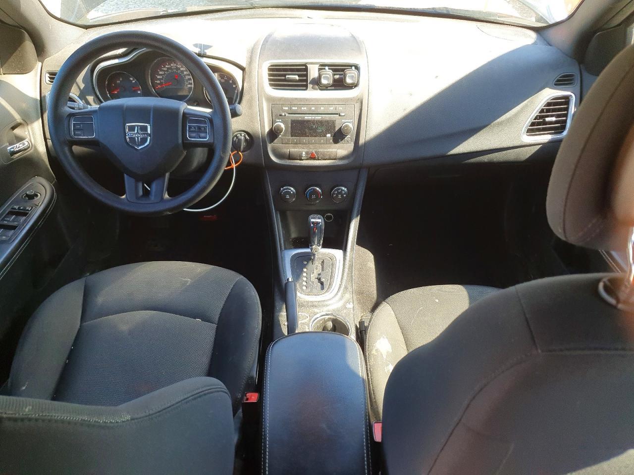 2014 Dodge Avenger se