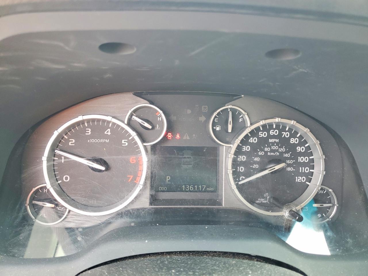 2014 Toyota Tundra SR5