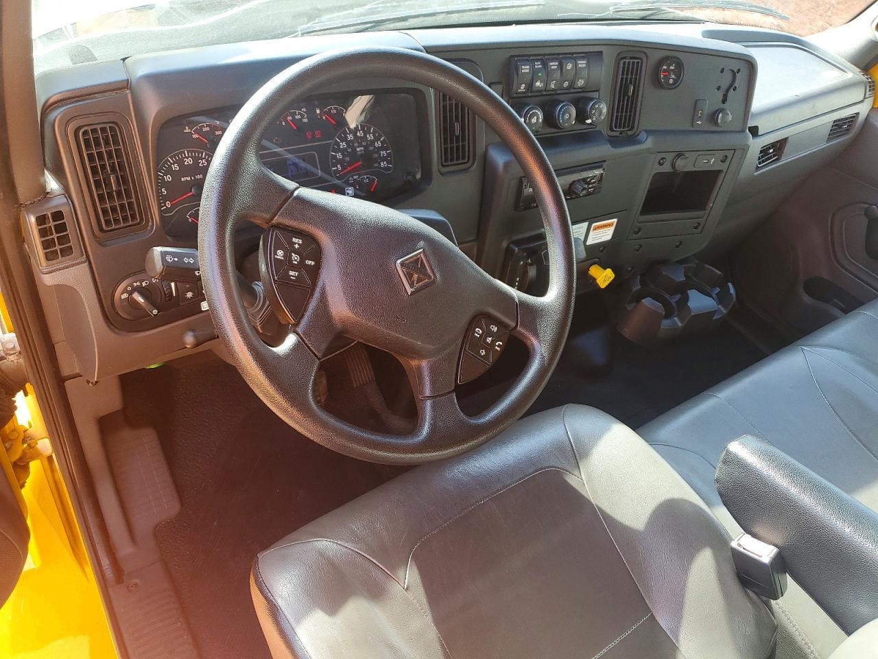 2020 International MV607 BOX Truck