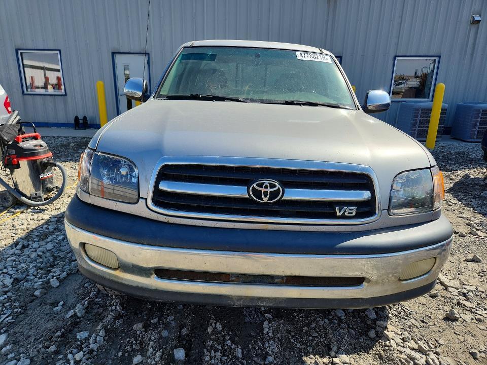 2002 Toyota Tundra SR5 V8