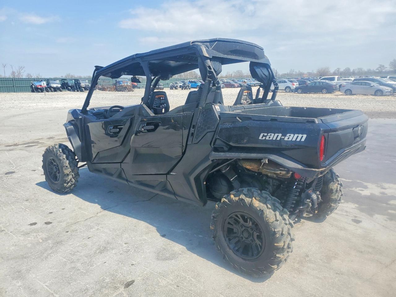 2023 Can-Am Commander Max XT 1000R