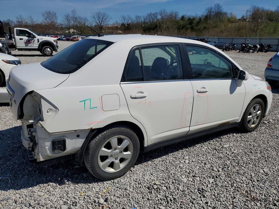 2007 Nissan Versa 1.8 s