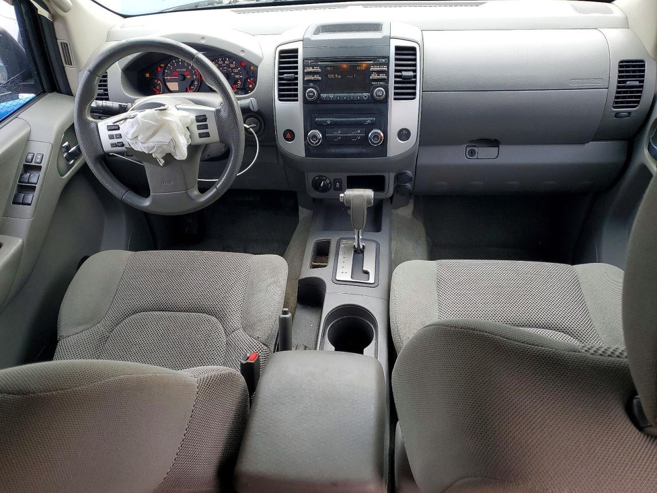 2014 Nissan Frontier SV