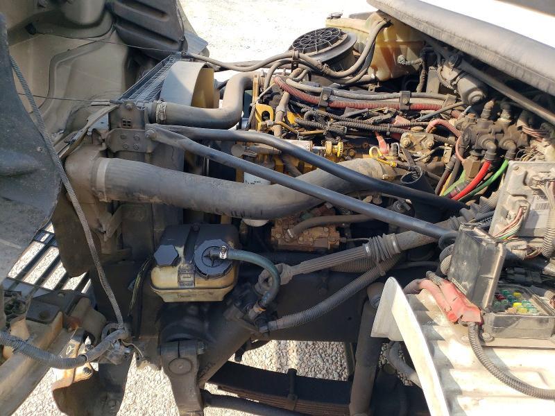 2005 Freightliner Business Class M2 Chipper Truck