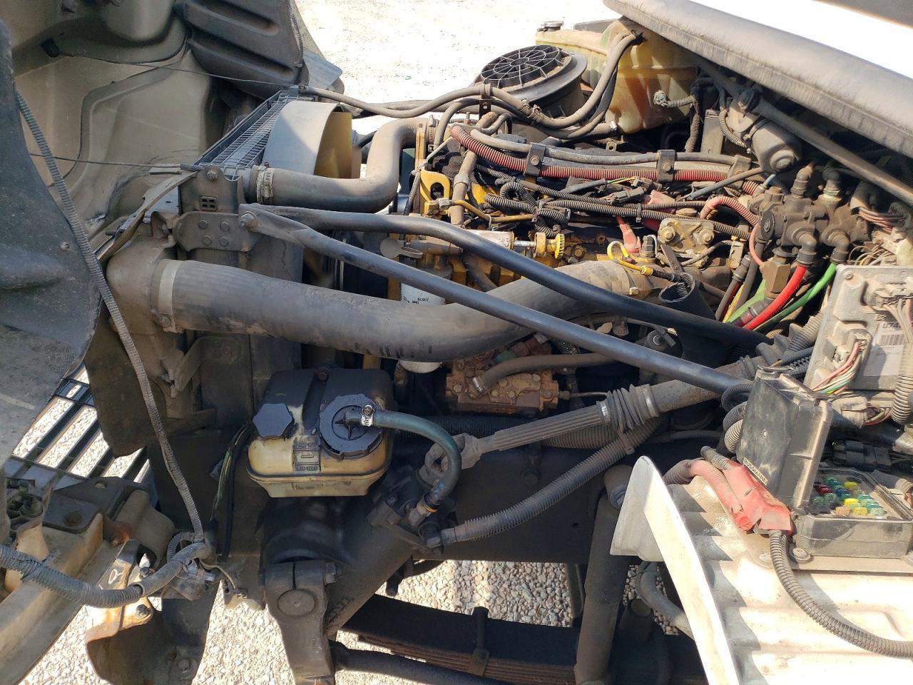 2005 Freightliner Business Class M2 Chipper Truck
