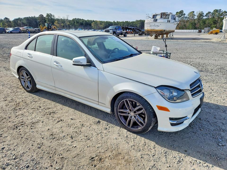 2014 Mercedes-Benz C 300 4matic