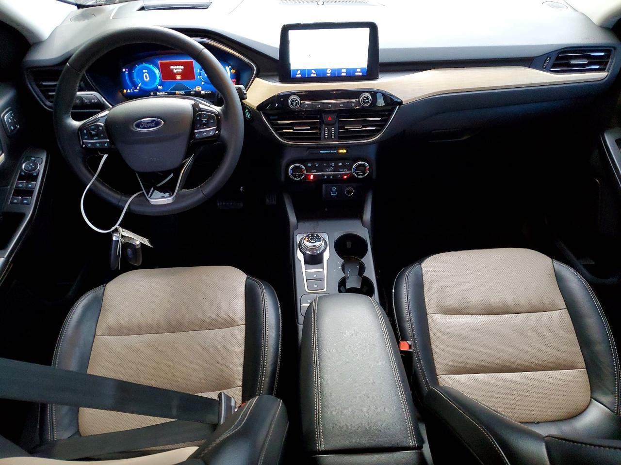 2021 Ford Escape Titanium