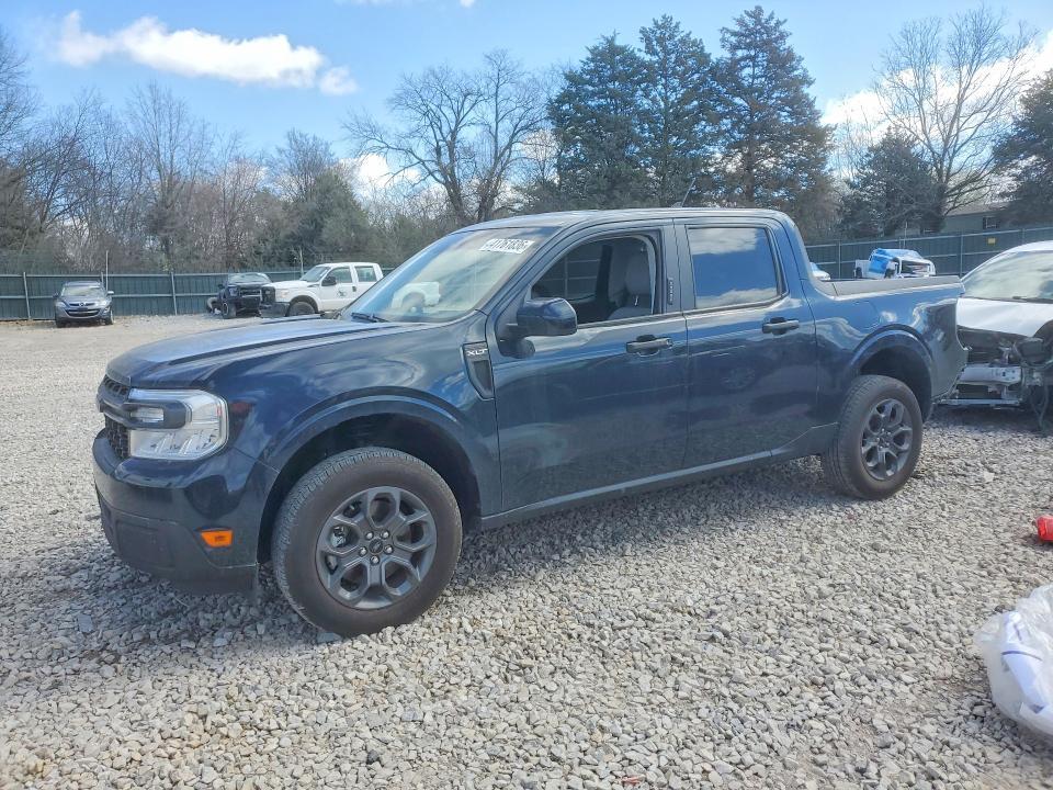 2023 Ford Maverick XL