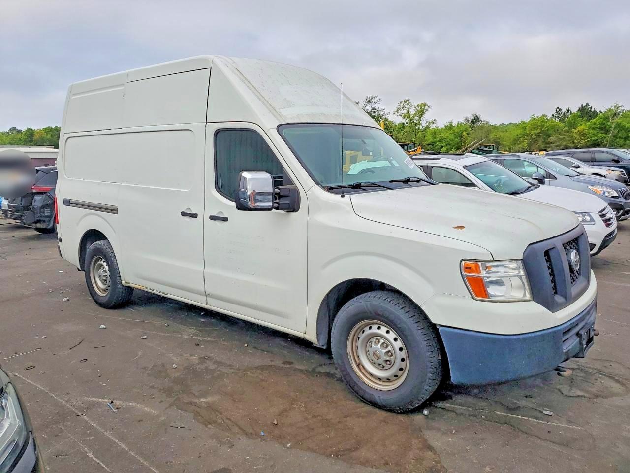 2014 Nissan NV 2500 Utility / Service Van
